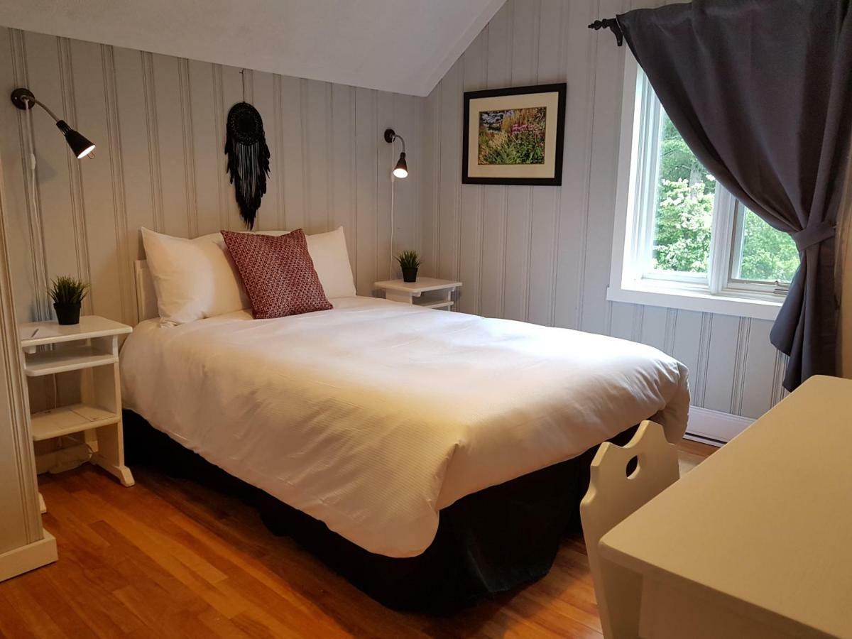 Hotel Far Hills Val-Morin Ruang foto